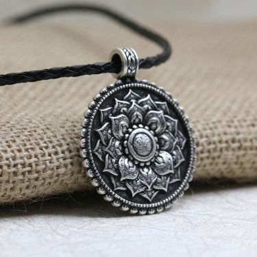 Tibet Spiritual Lotus Flower Mandala Necklace